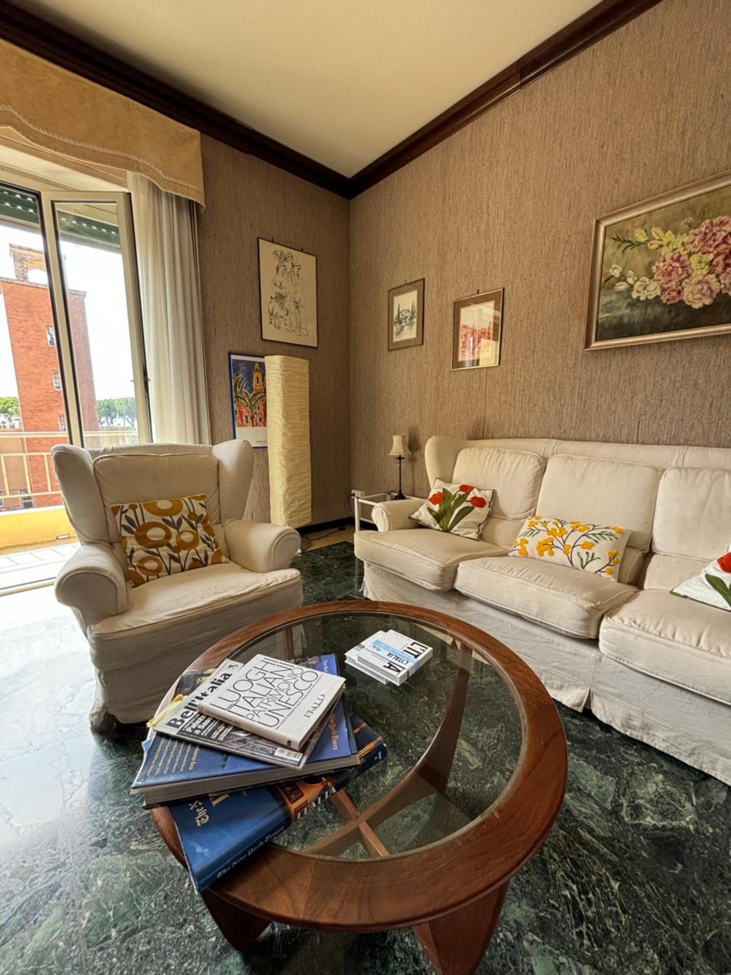 Casa Cele Centro Citta Vista Mare Ventimiglia